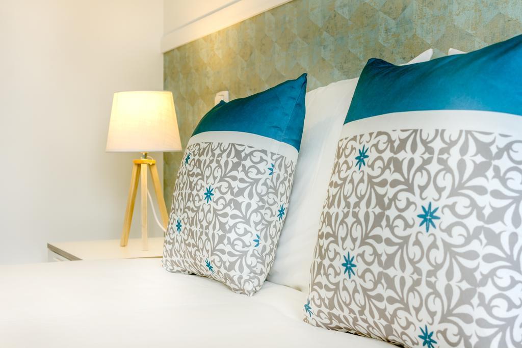 Camoes Executive Flat Apartment Porto Bagian luar foto